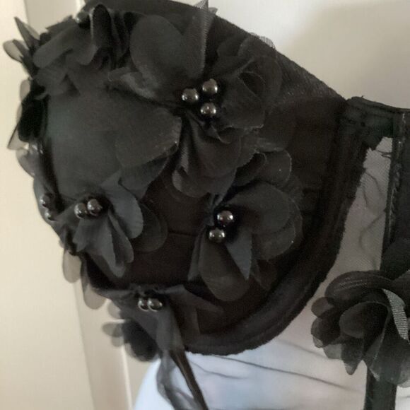 Victoria’s Secret Black Floral Lace Bralette Corset Sz XL - Picture 2 of 8